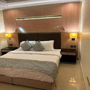 Al Fursan *** Jeddah